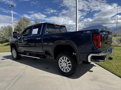 2022 GMC Sierra 3500 SLT