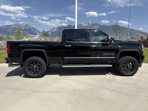 2018 GMC Sierra 2500 Denali