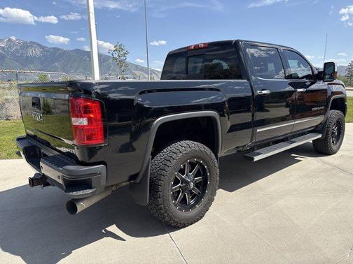 2018 GMC Sierra 2500 Denali