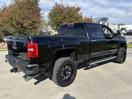 2017 GMC Sierra 2500 Denali