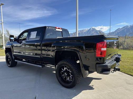 2017 GMC Sierra 2500 Denali