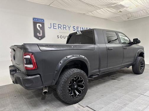 2022 RAM 2500 Limited Mega Cab 4x4 6'4' Box