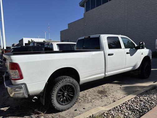 2024 RAM 2500 Tradesman Crew Cab 4x4 8' Box