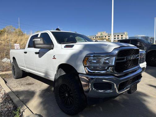 2024 RAM 2500 Tradesman Crew Cab 4x4 8' Box
