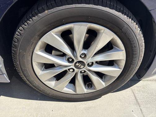 2017 Kia Optima EX