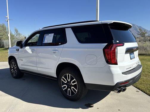 2022 GMC Yukon 4WD AT4