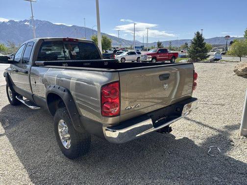 Light Khaki Metallic Clearcoat 2007 Dodge Ram 2500 SLT Quad Cab