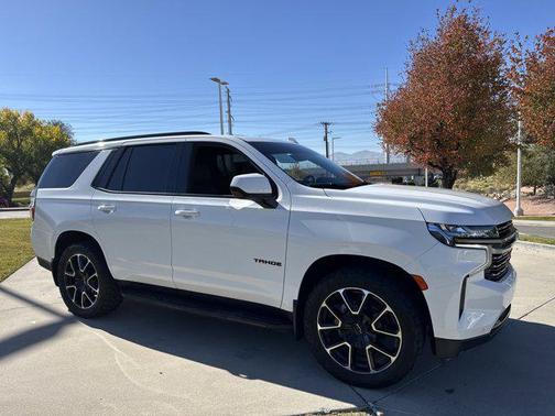 2022 Chevrolet Tahoe 4WD RST