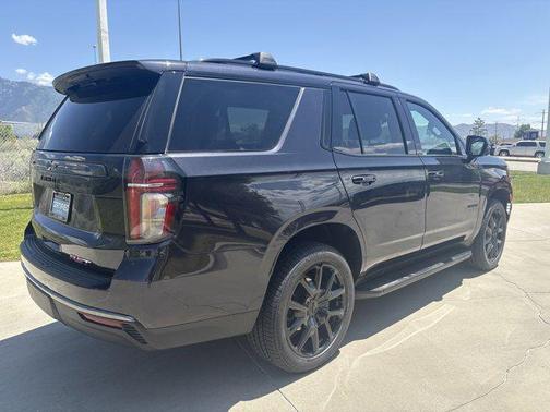 2022 Chevrolet Tahoe 4WD RST