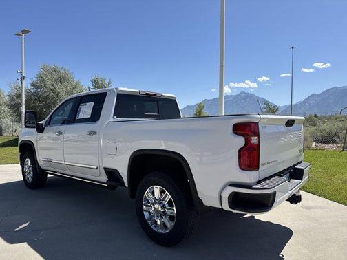 2024 Chevrolet Silverado 3500 High Country
