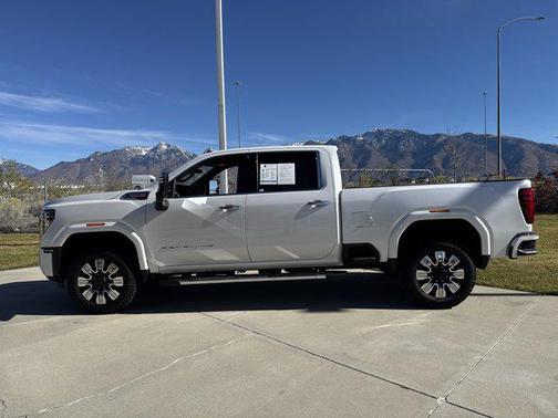2024 GMC Sierra 3500 Denali