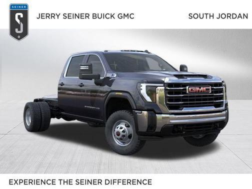 2025 GMC Sierra 3500 Base