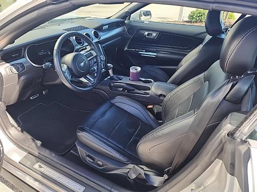 2021 Ford Mustang EcoBoost Premium