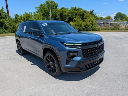 Lakeshore Blue Metallic 2024 Chevrolet Traverse RS