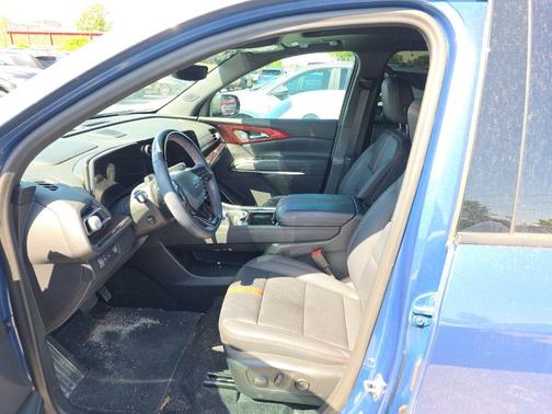 Lakeshore Blue Metallic 2024 Chevrolet Traverse RS