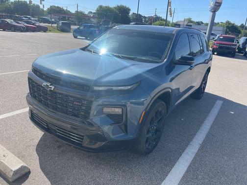 Lakeshore Blue Metallic 2024 Chevrolet Traverse RS
