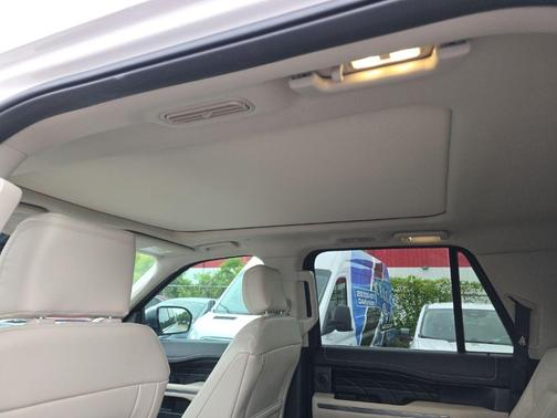 White Platinum Clearcoat Metallic 2019 Ford Expedition Max Platinum