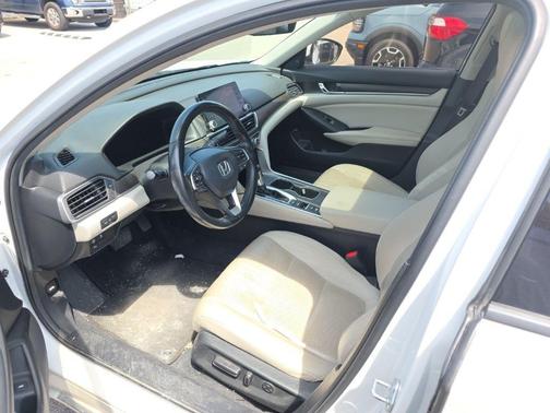 Platinum White Pearl 2022 Honda Accord EX-L