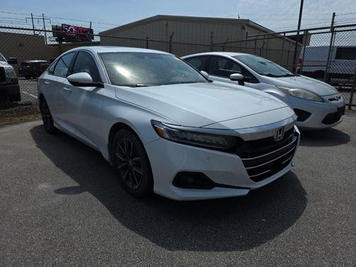 Platinum White Pearl 2022 Honda Accord EX-L