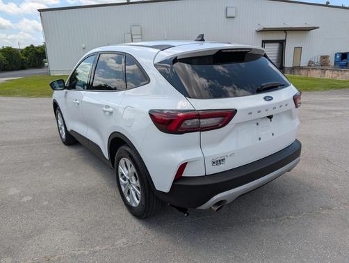 Oxford White 2025 Ford Escape Active