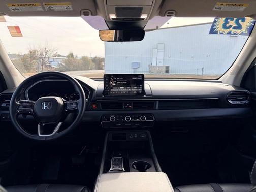 2023 Honda Pilot EX-L 8-Passenger