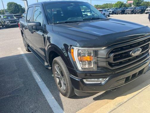 Black Metallic 2023 Ford F-150 XLT