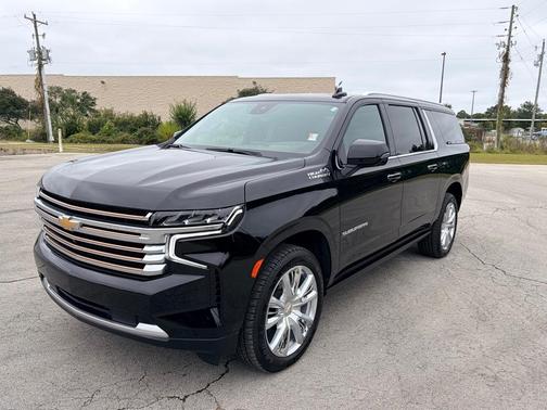 2023 Chevrolet Suburban High Country
