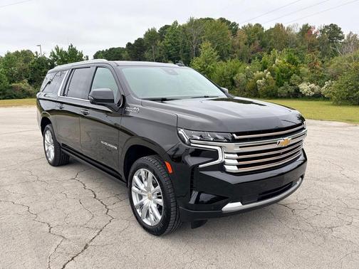 2023 Chevrolet Suburban High Country