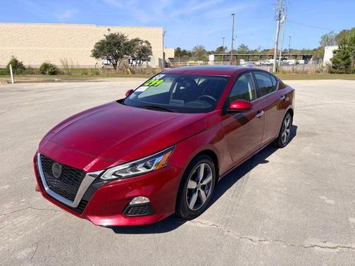 Scarlet Ember 2021 Nissan Altima 2.5 SV