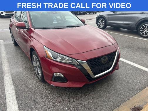 2021 Nissan Altima 2.5 SV