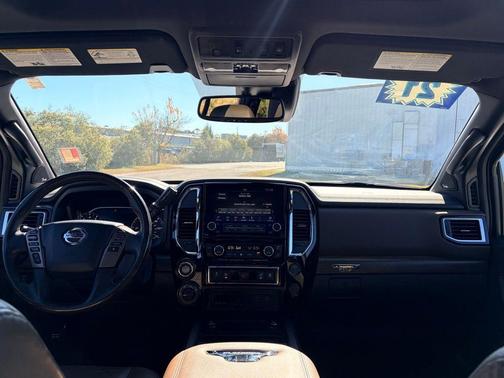 2021 Nissan Titan Platinum Reserve
