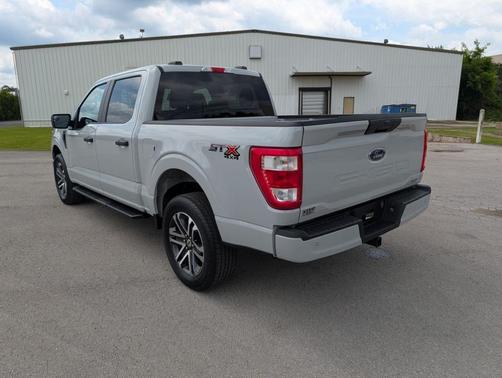 Avalanche 2023 Ford F-150 XL