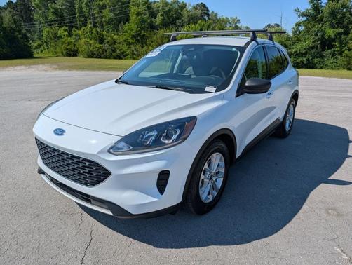 Oxford White 2022 Ford Escape SE