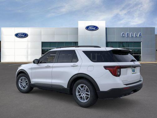 White Metallic 2026 Ford Explorer Active