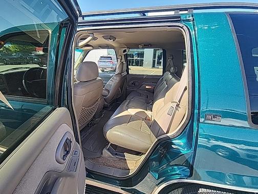 1996 GMC Yukon Base