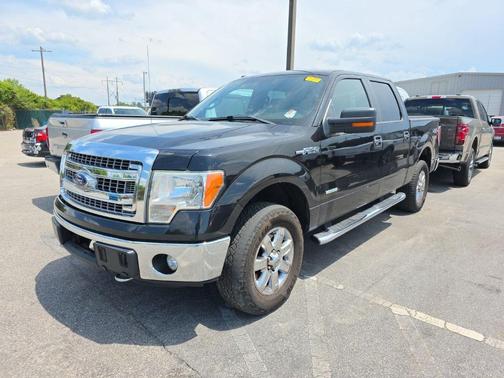 Tuxedo Black Metallic 2013 Ford F-150 XLT