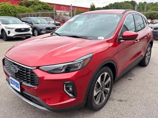 2023 Ford Escape Platinum