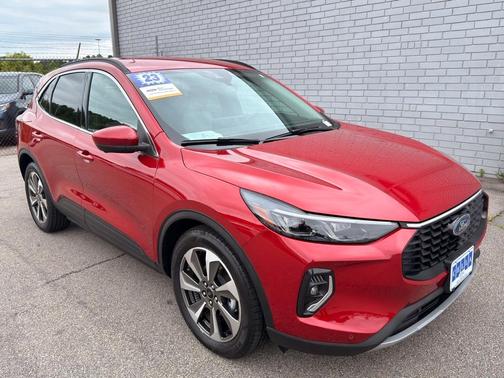 2023 Ford Escape Platinum