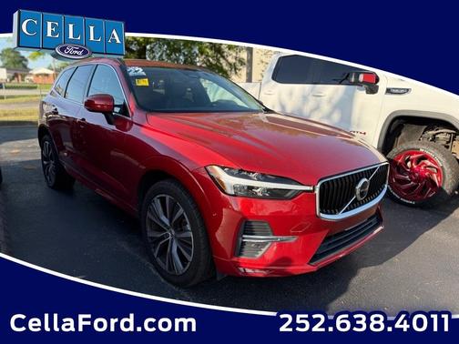 2022 Volvo XC60 B5 Momentum