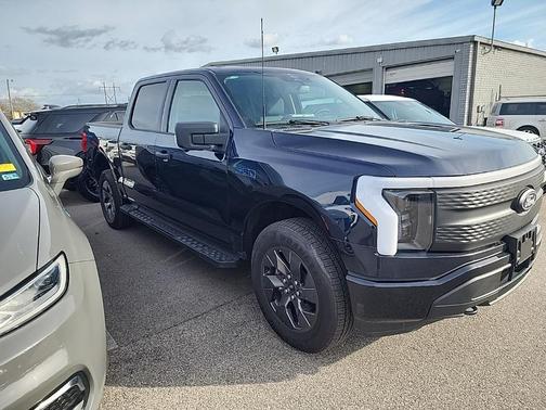 2024 Ford F-150 Lightning XLT