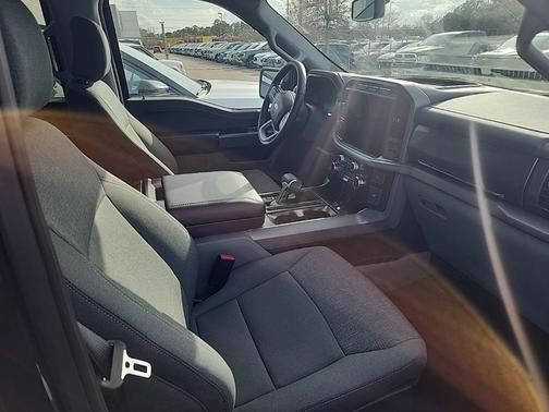 2024 Ford F-150 Lightning XLT