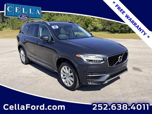 2016 Volvo XC90 T6 Momentum