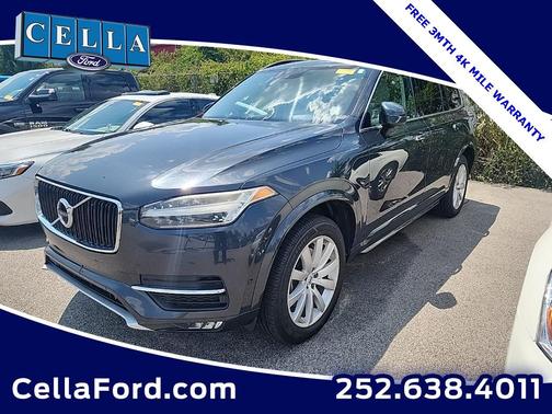 2016 Volvo XC90 T6 Momentum
