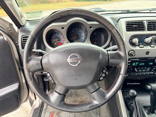 2002 Nissan Frontier S/C Crew Cab