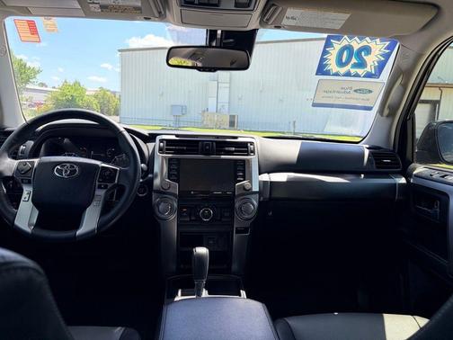 Midnight Black Metallic 2020 Toyota 4Runner SR5 Premium