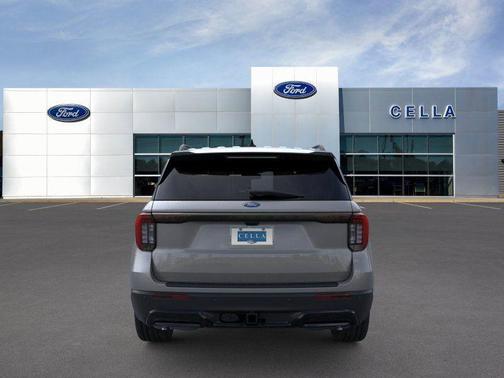 Gray Metallic 2026 Ford Explorer ST-Line