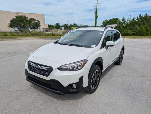 Crystal White Pearl 2023 Subaru Crosstrek Premium