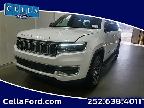 2025 Jeep Wagoneer Base