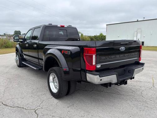 2022 Ford F-450 Lariat