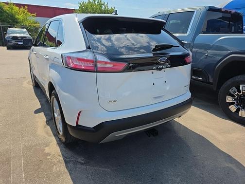 Oxford White 2022 Ford Edge SEL